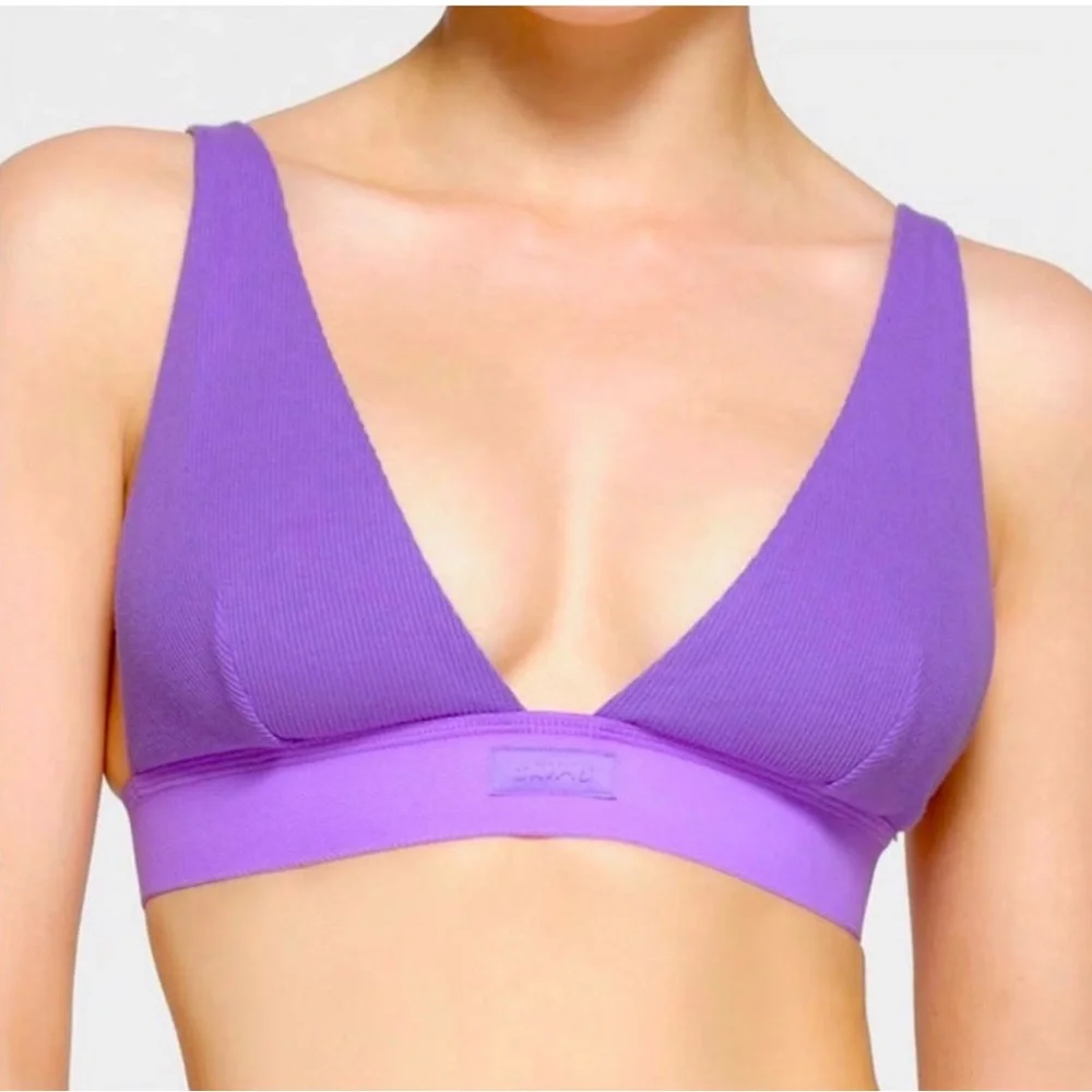 SKIMS COTTON RIB‎ PLUNGE BRALETTE - Picture 6 of 6